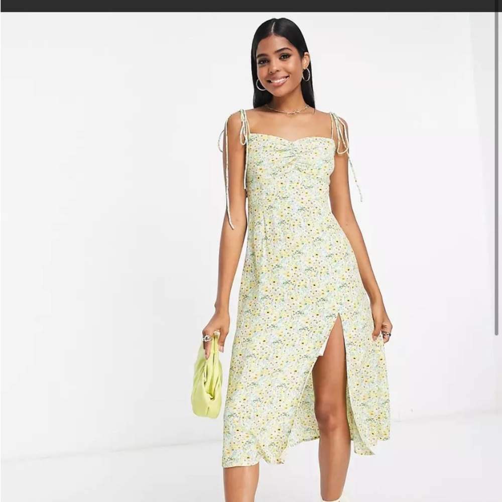 URBAN REVIVO YELLOW CAMI MIDI DRESS